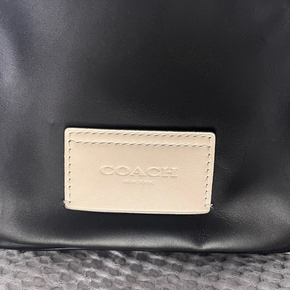 BRAND NEW Coach Belt Bag 35 - Picture 5 of 14